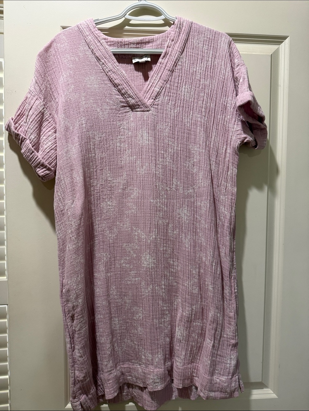 Wonderly Mauve Gauze V-Neck Midi Dress